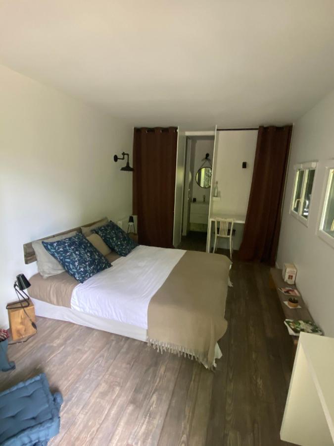 La Cabane De Troyes - Chambre D'Hotes Ngoại thất bức ảnh